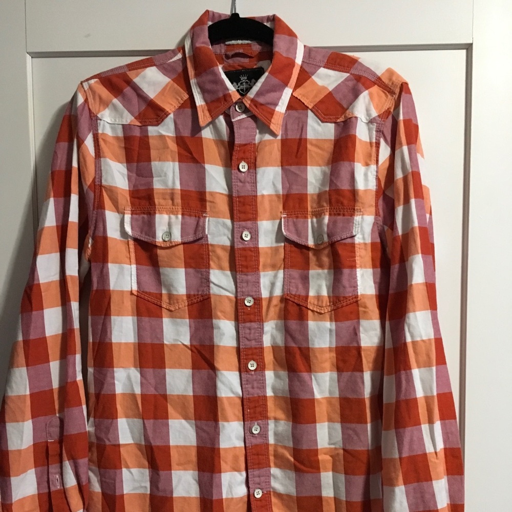 Like new Express men’s dress shirt.